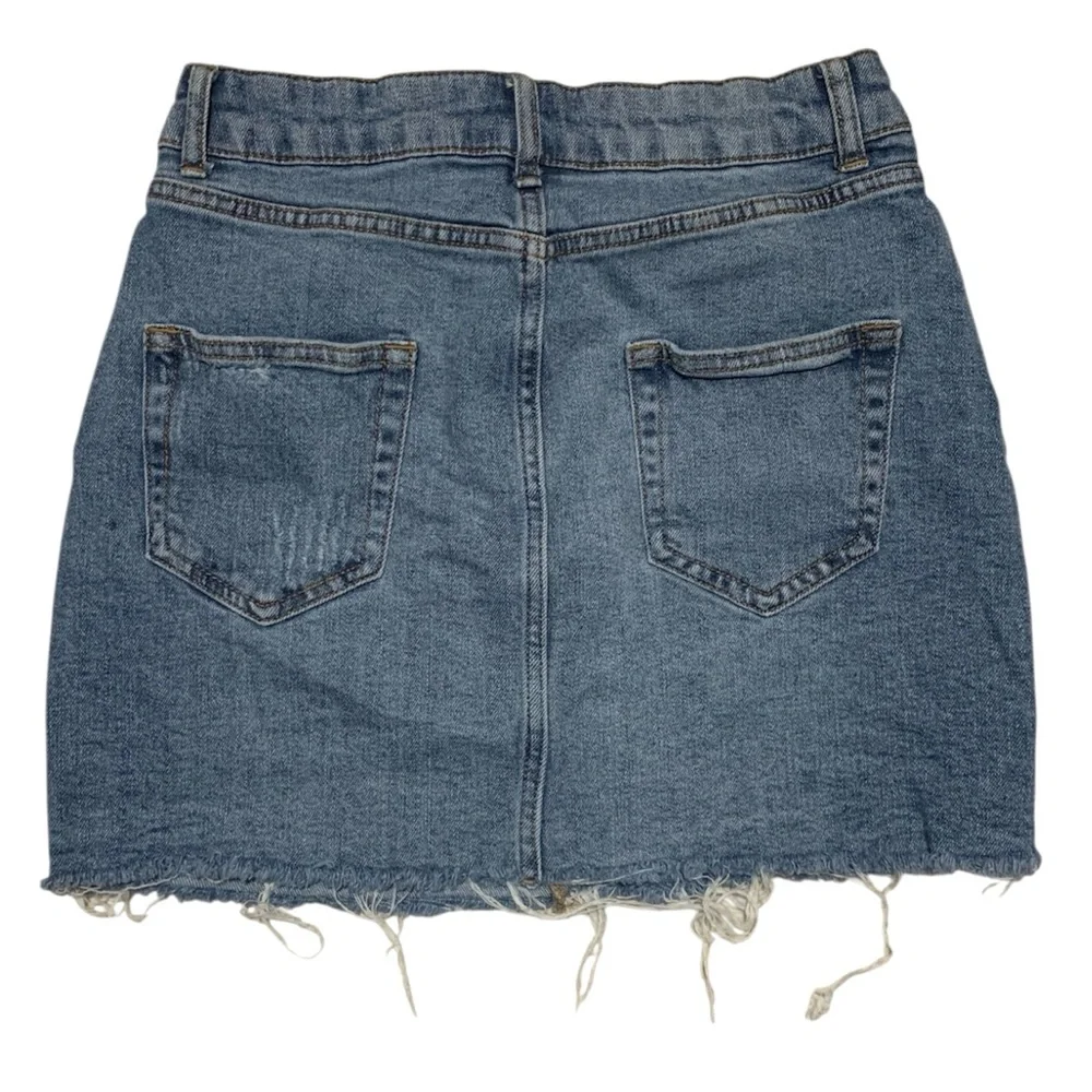 Wild Fable Denim Medium Wash Distressed Raw Cut Off Hem Casual Mini Skirt - Picture 2 of 5